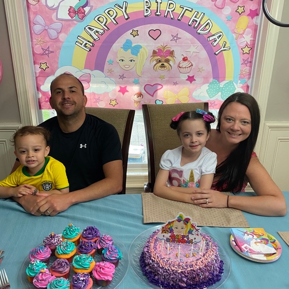 Meet Your Posher - Picture 5 of 5